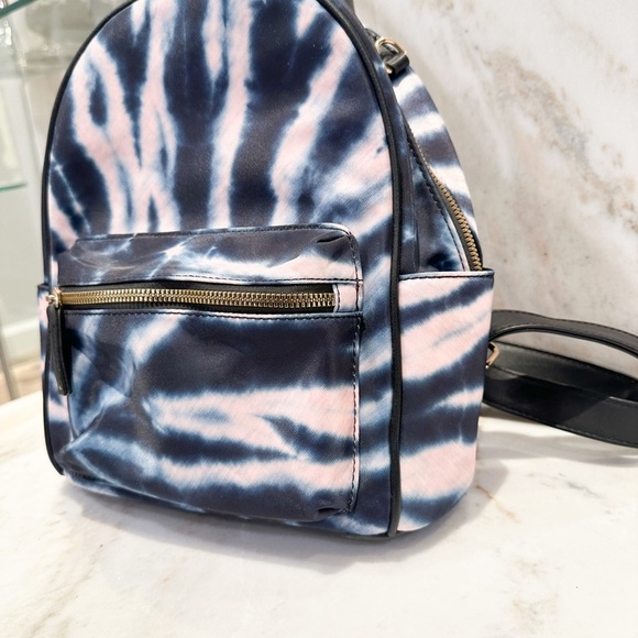 LIKE DREAMS Tie-Dye Backpack - Picture 10 of 14